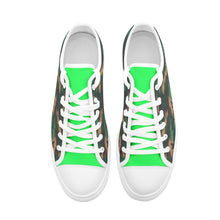 Load image into Gallery viewer, Unisex Low Top Canvas Shoes